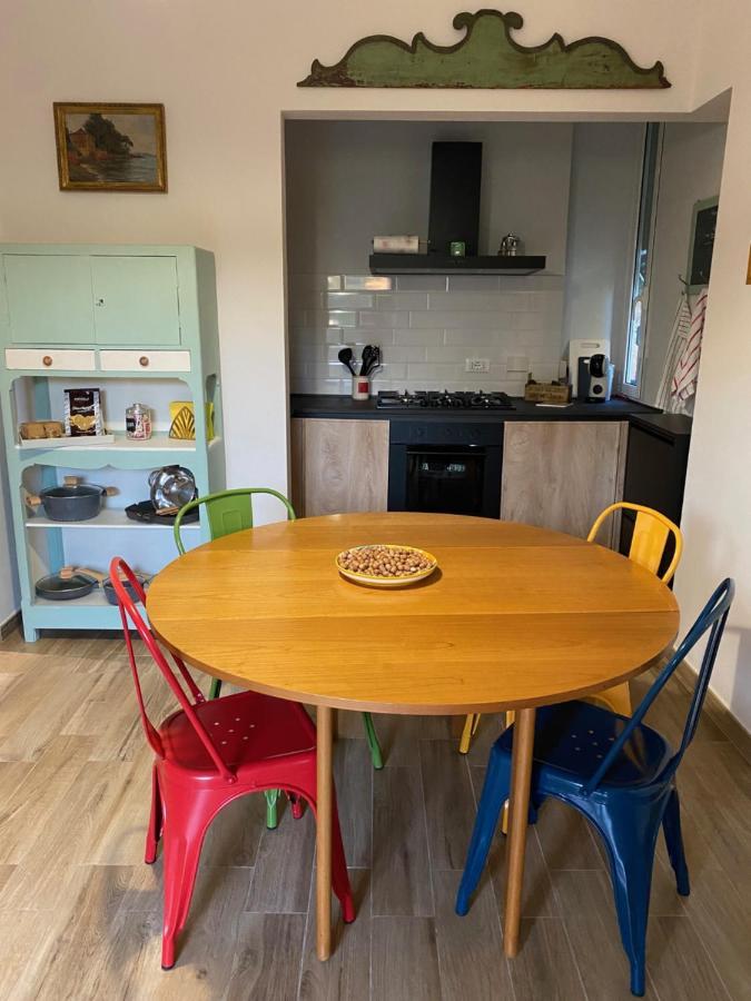 “Da Gio” In Un Antico Borgo Di Genova Apartamento Exterior foto